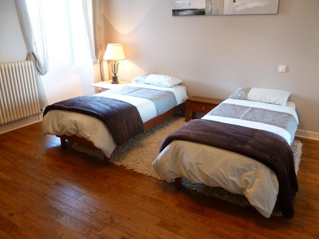 Ancien Haras De La Tour Bed & Breakfast Lamothe-Landerron Exterior foto